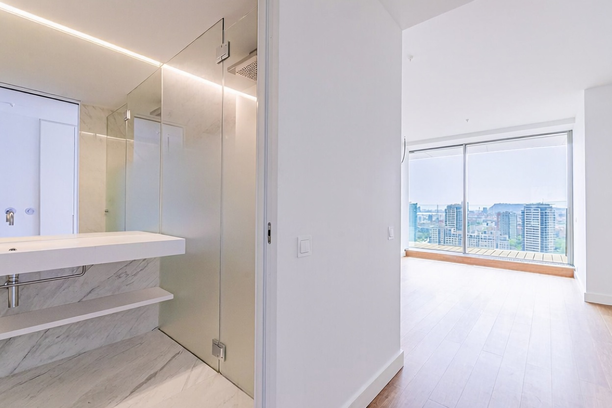 Piso en primera línea de playa en Barcelona — Baño