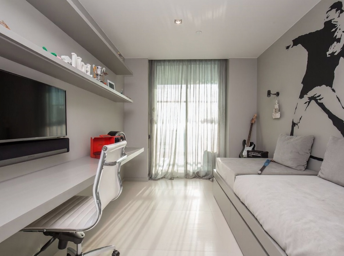 Dachgeschosswohnung zum Verkauf in erster Meereslinie in Barcelona — Meerterrasse