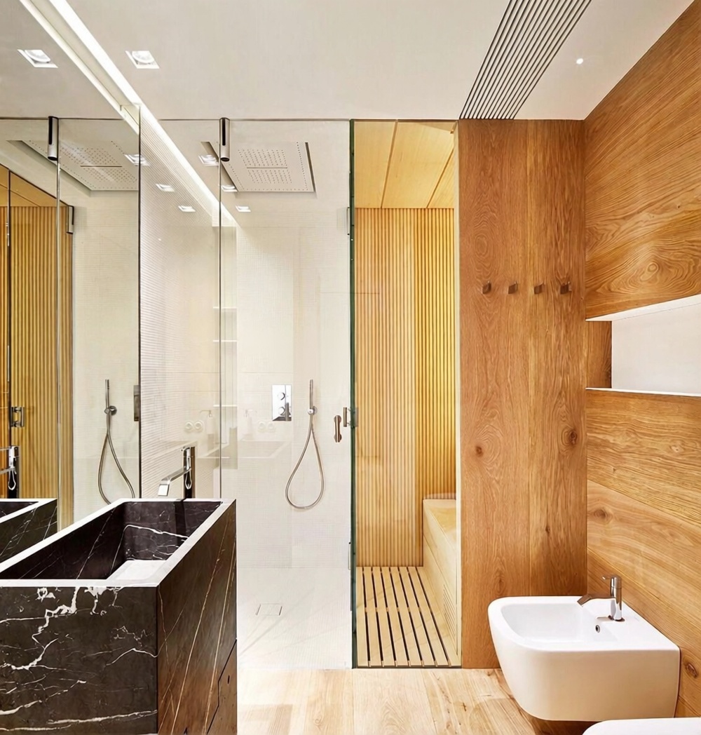 Flat for sale frontline beach in Barcelona — Bathroom