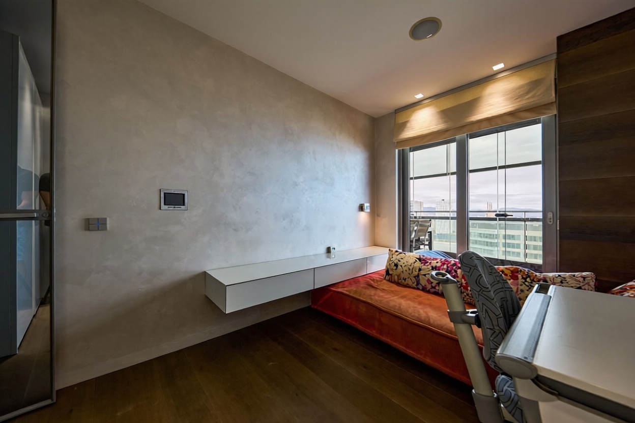 Flat for sale frontline beach in Barcelona