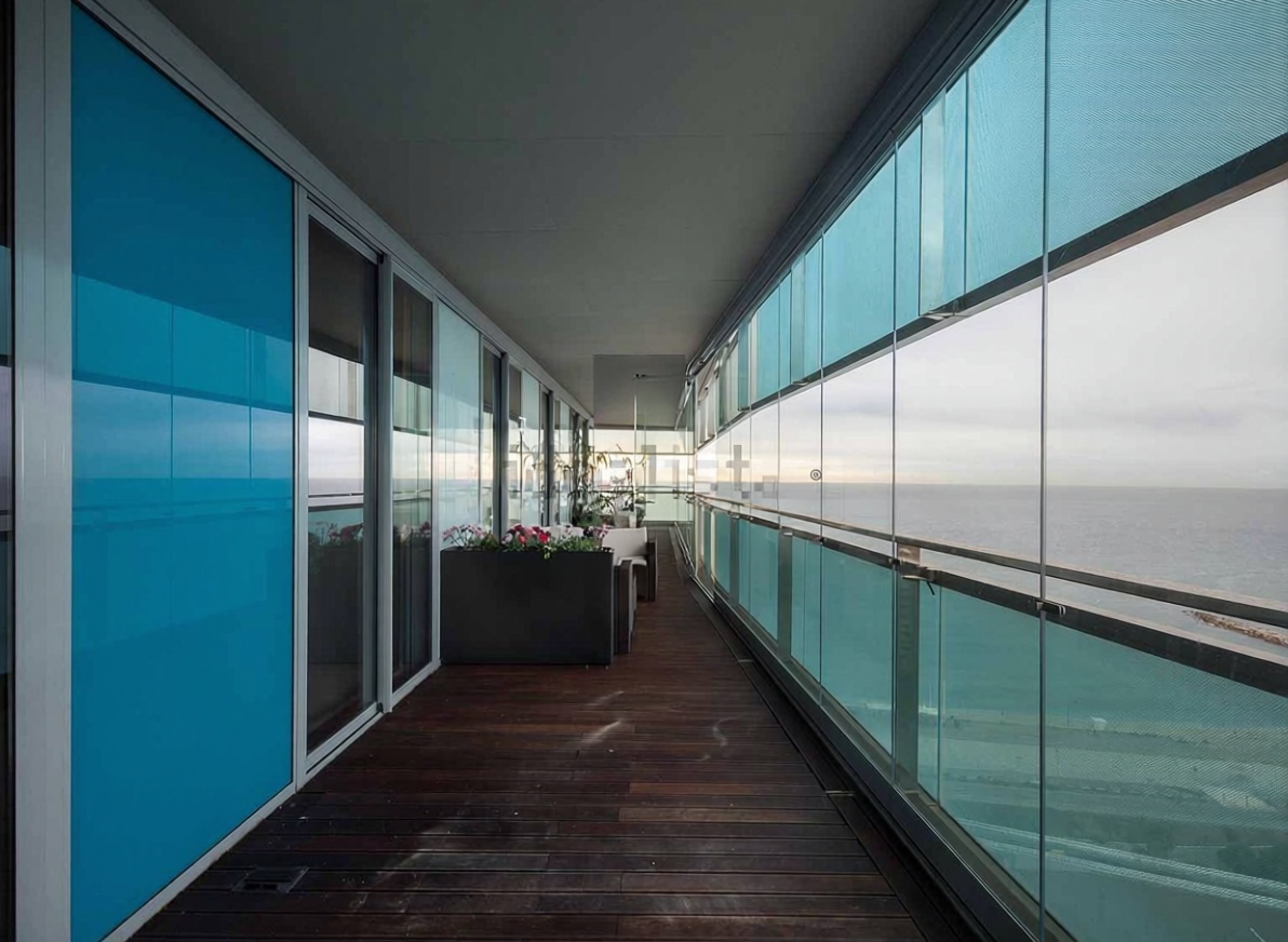 Flat for sale frontline beach in Barcelona — Kitchen