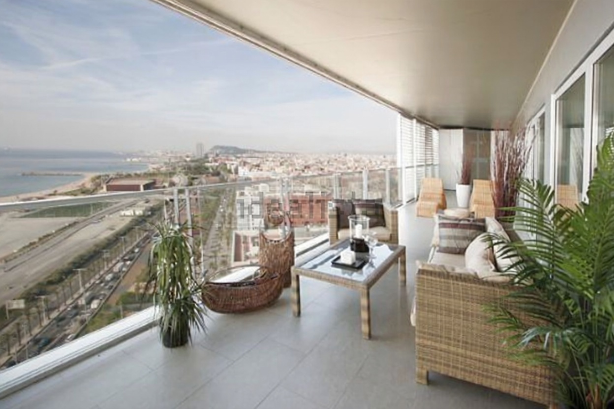 Wohnung zum Verkauf in direkter Strandlage in Barcelona