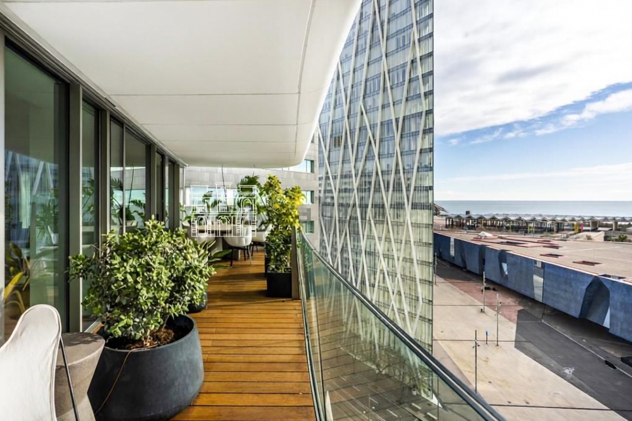Wohnung in erste Strandlinie in Barcelona — Meerterrasse