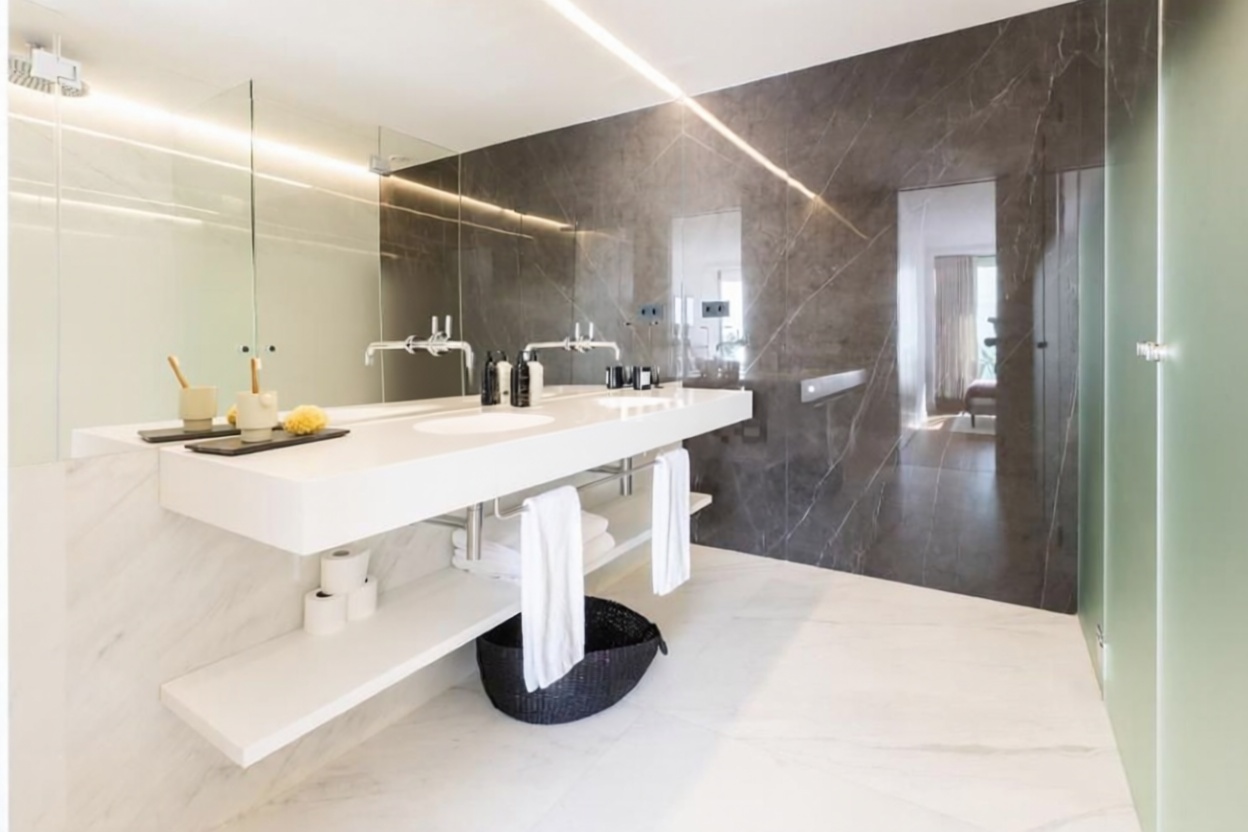 Wohnung in erste Strandlinie in Barcelona — Bad