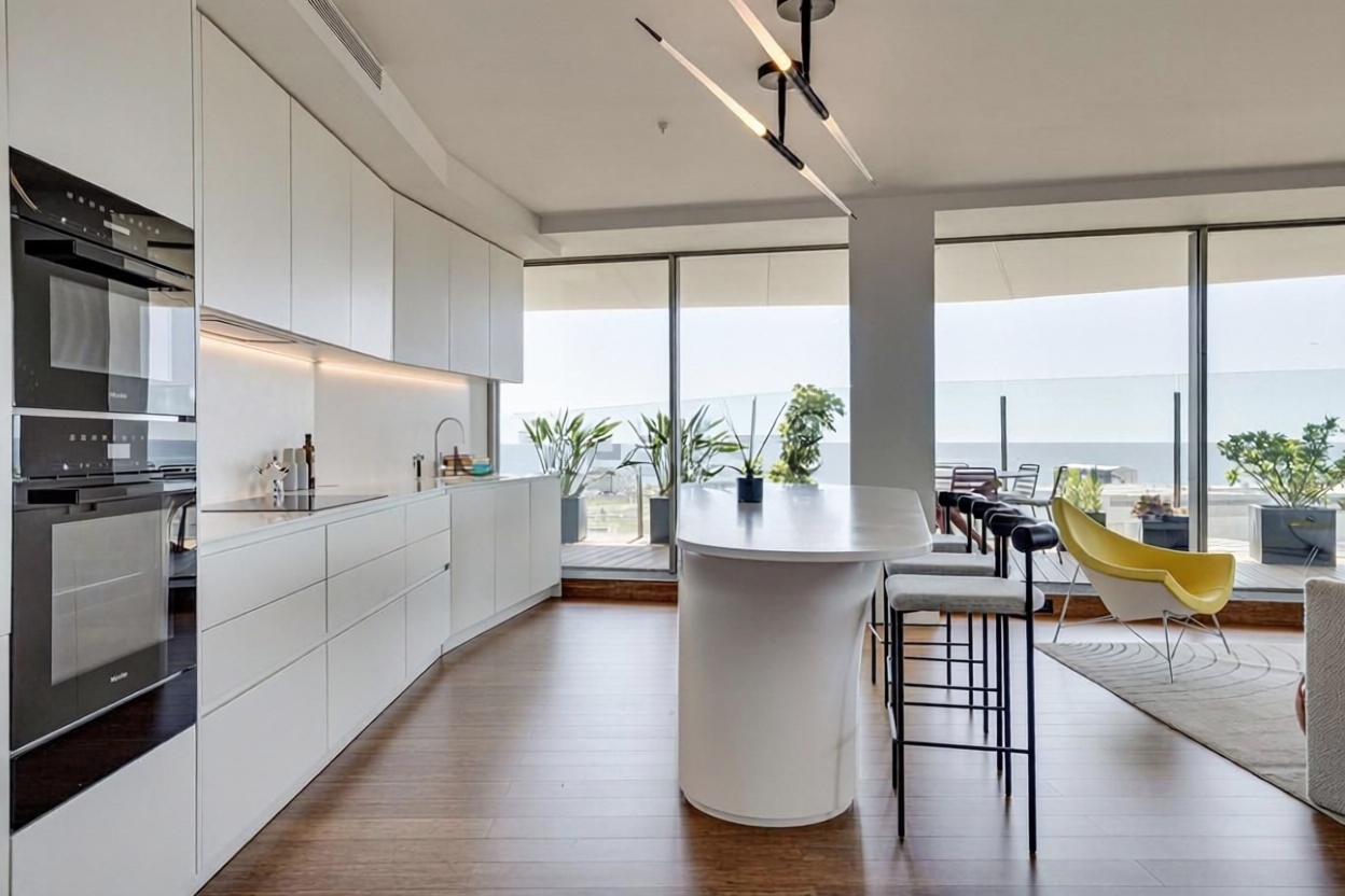 Wohnung zum Verkauf in direkter Strandlage in Barcelona — Bad