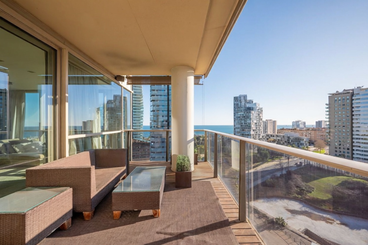 Wohnung zum Verkauf in direkter Strandlage in Barcelona