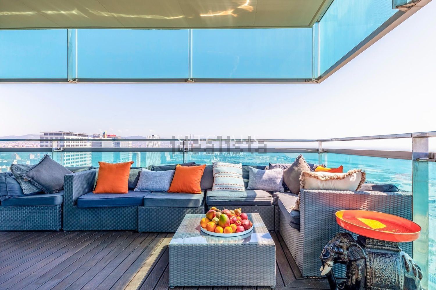 Wohnung zum Verkauf in direkter Strandlage in Barcelona