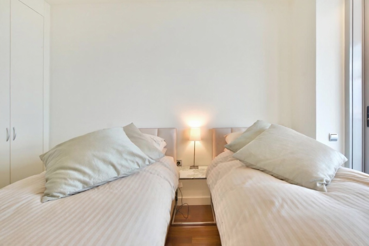 Piso en venta en primera línea de playa en Barcelona — Baño