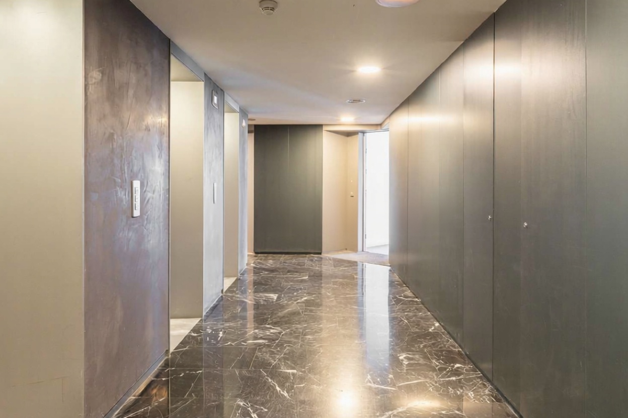 Piso en venta en primera línea de playa en Barcelona — Vista mar