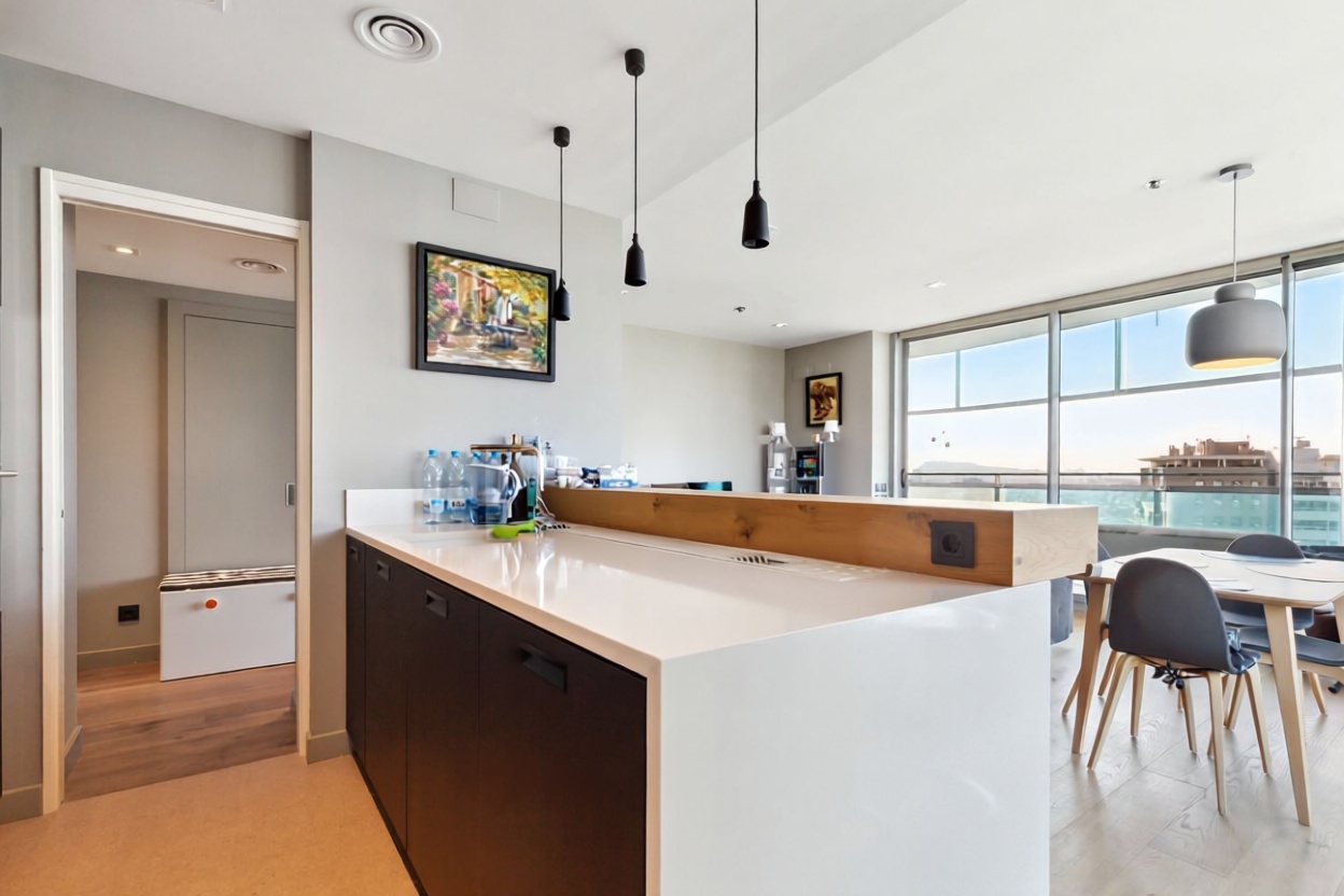 Flat for sale frontline beach in Barcelona — Bedroom