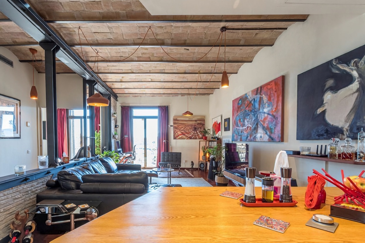Wohnung zum Verkauf in direkter Strandlage in Barcelona — Küche
