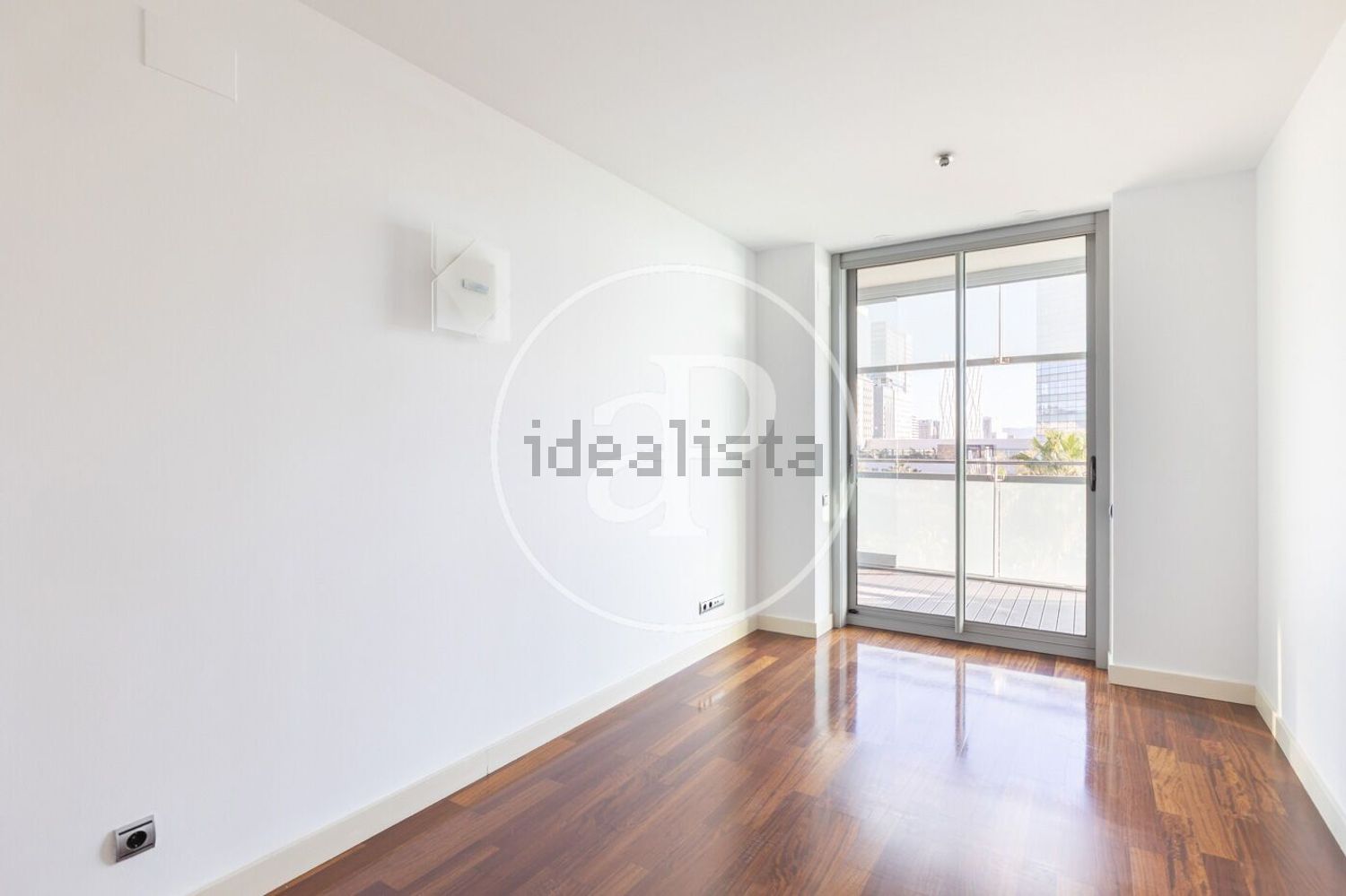 Piso en venta en primera línea de playa en Barcelona — Baño