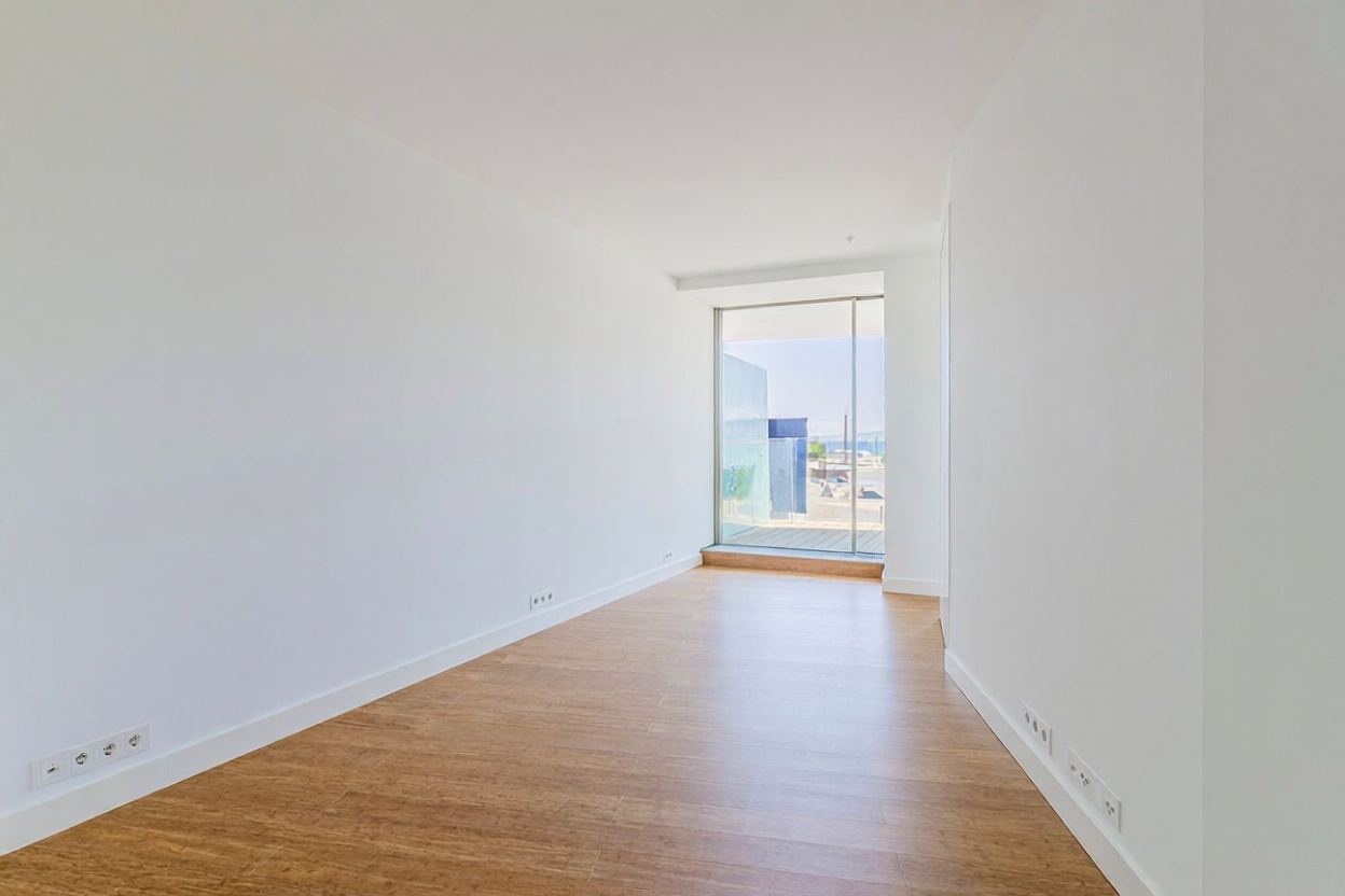 Piso en venta en primera línea de playa en Barcelona — Dormitorio