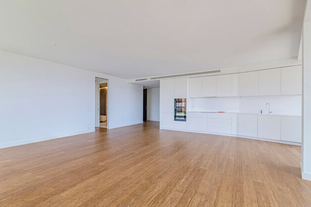 Piso en venta en primera línea de playa en Barcelona — Baño