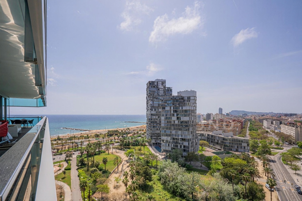 Квартира на продажу на первой линии пляжа в Barcelona