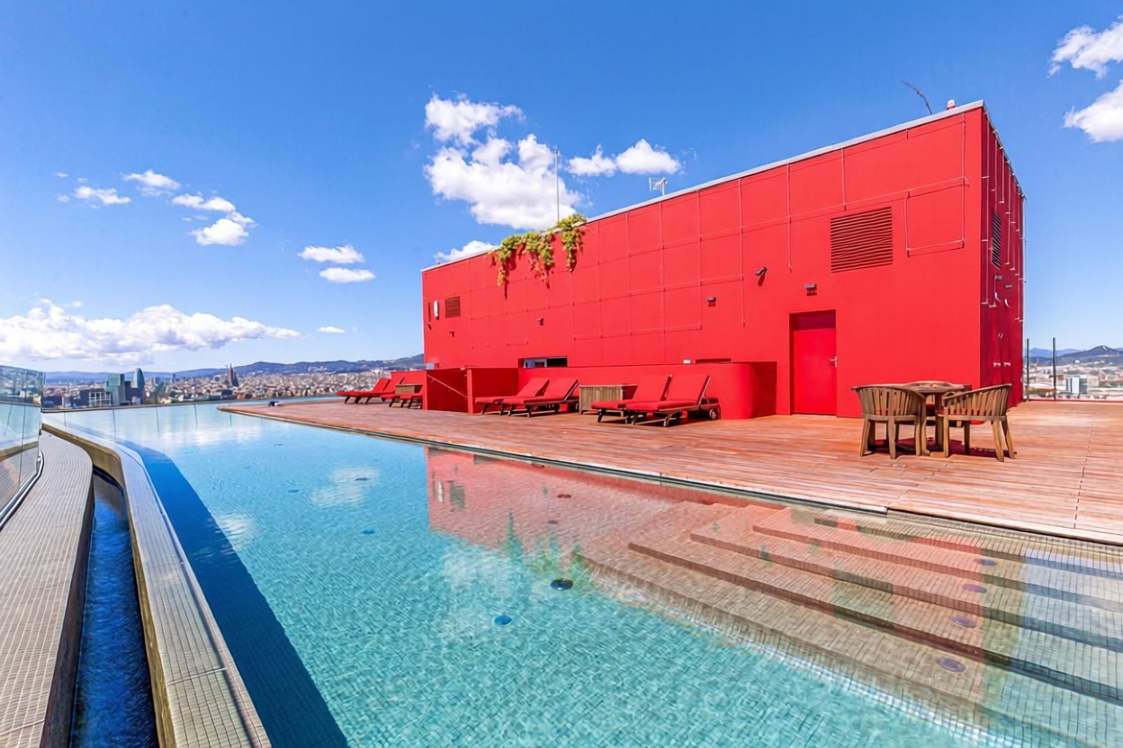 Piso en venta en primera línea de playa en Barcelona — Terraza mar