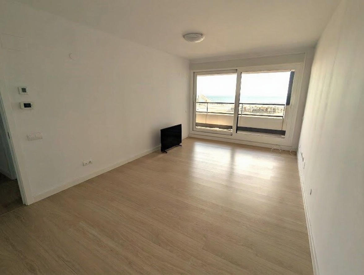 Wohnung in erste Strandlinie in Barcelona — Wohnzimmer
