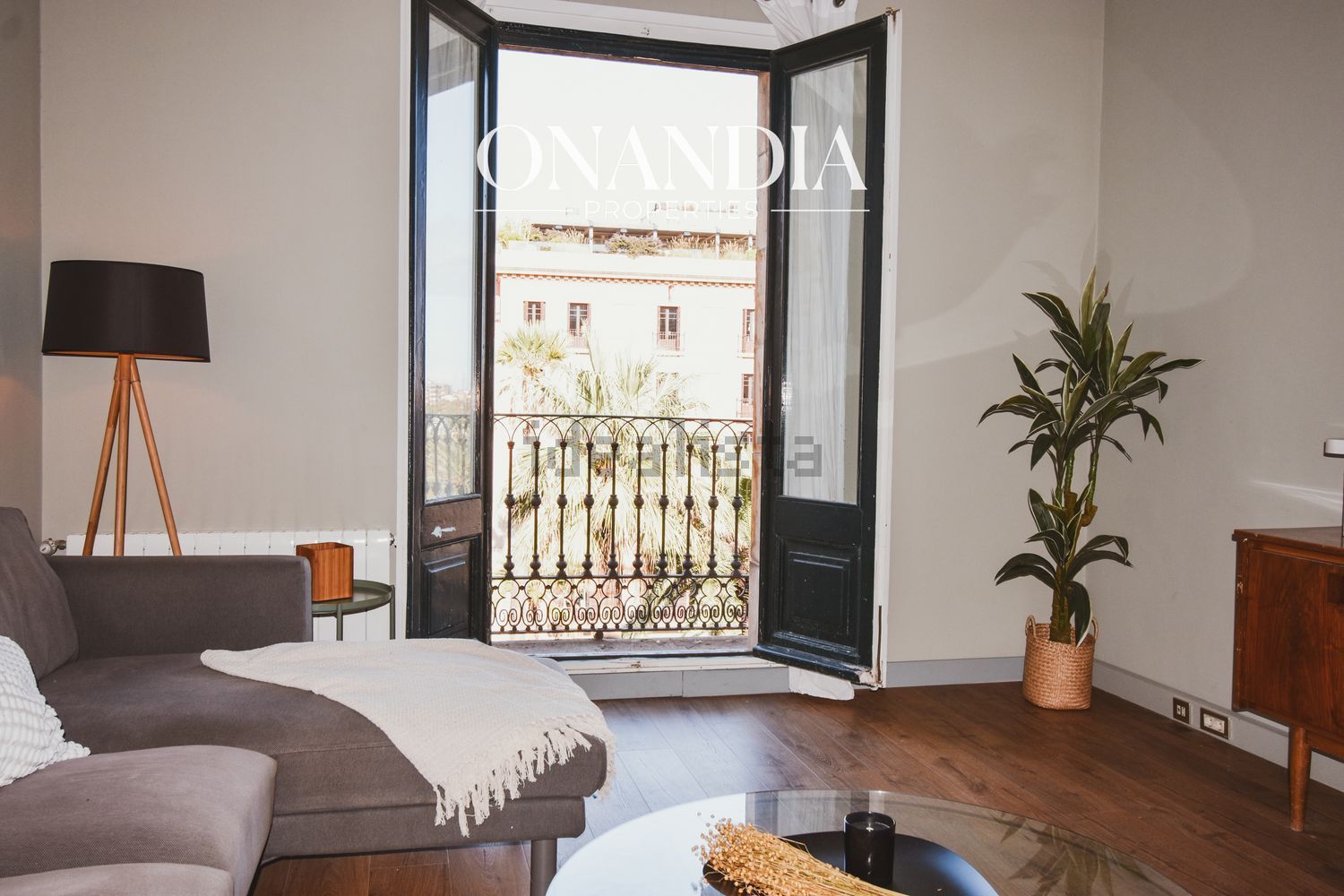Wohnung in erste Strandlinie in Barcelona — Wohnzimmer