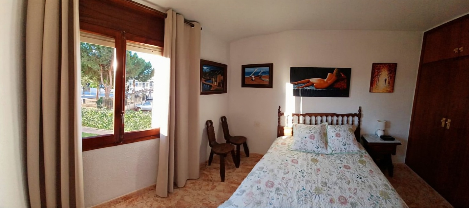 Wohnung zum Verkauf in direkter Strandlage in Cambrils — Schlafzimmer