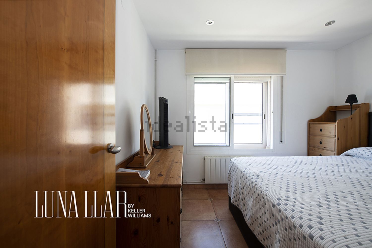 Piso en venta en Paseo Marítim — Schlafzimmer