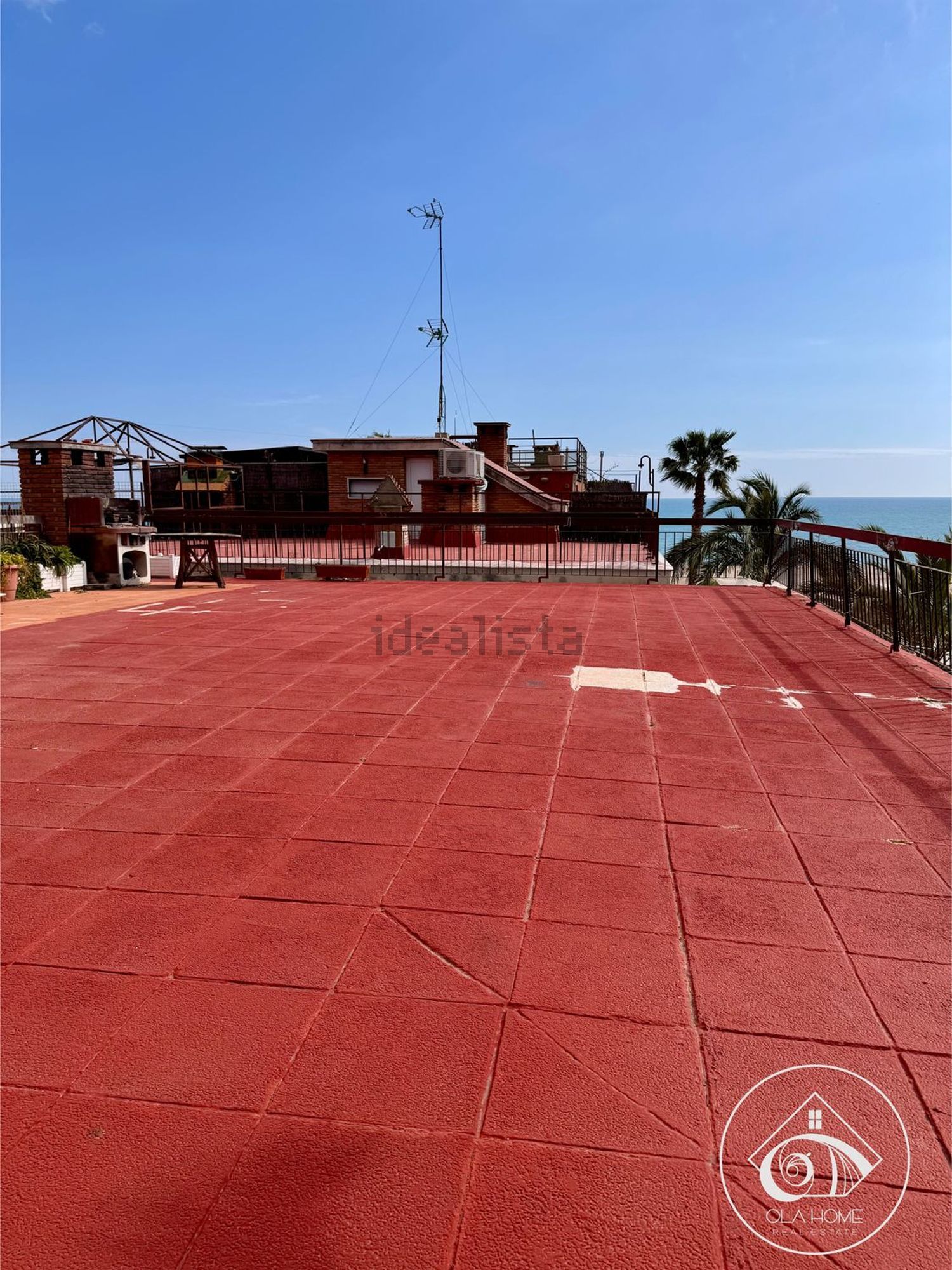 Ático en venta en Paseo Marítim s/n — Sea terrace