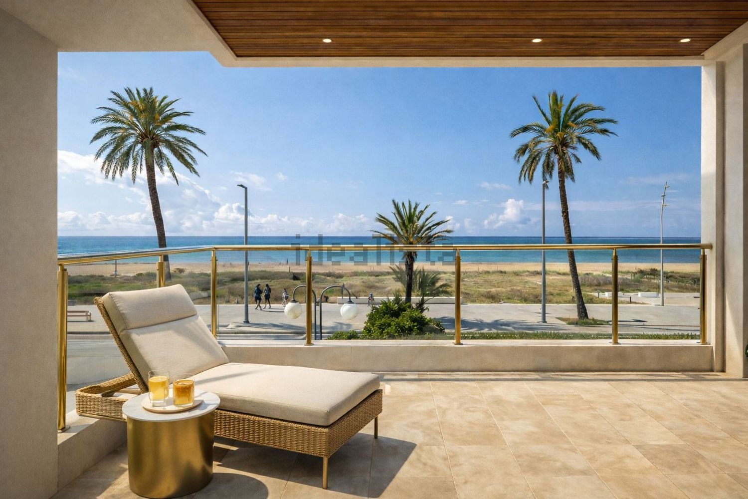 Квартира на продажу на первой линии пляжа в Castelldefels
