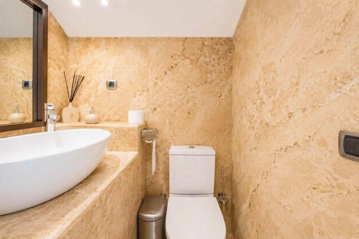 Chalet mit direkter Strandzugang in Sitges — Meerblick