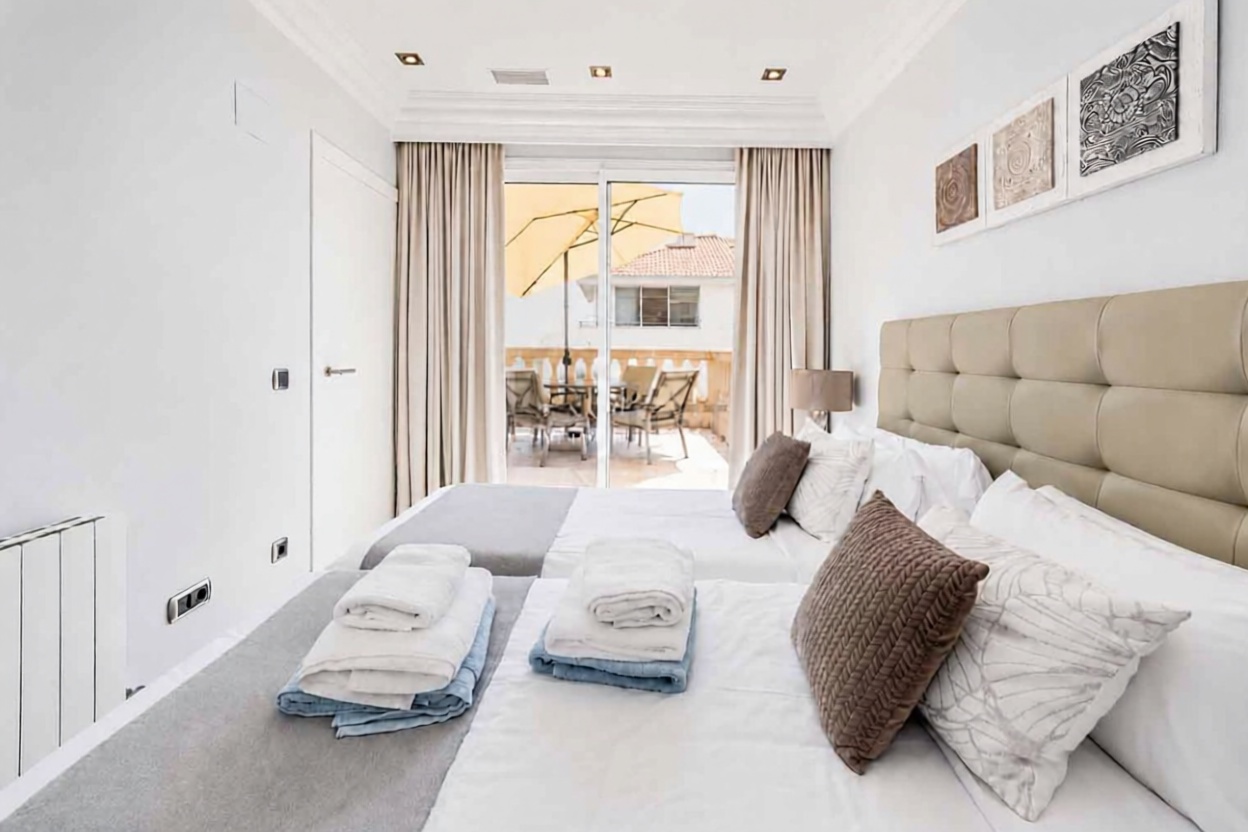 Chalet mit direkter Strandzugang in Sitges — Schlafzimmer