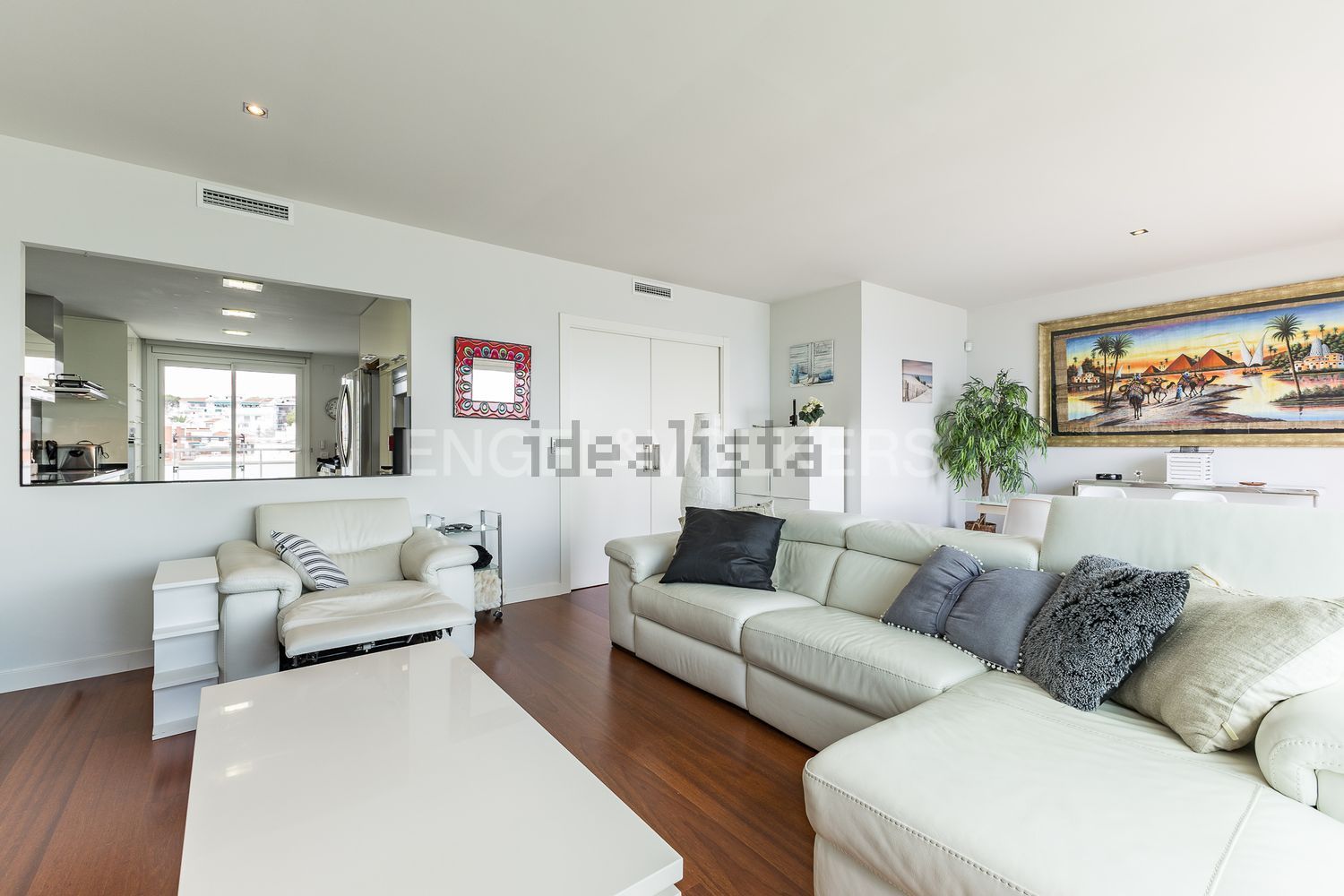 Dúplex en venta en San Sebastian-Aiguadolç — Salón
