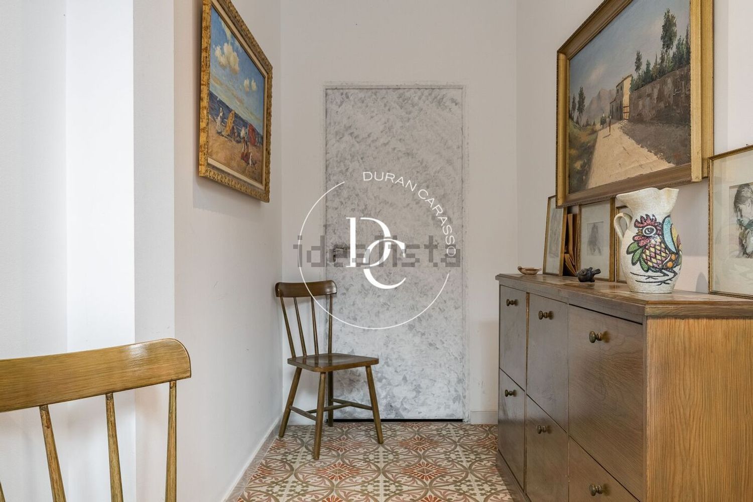 Chalet for sale with direct beach access in Sitges