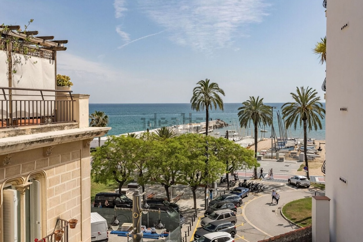 Chalet with direct beach access in Sitges — Sea view