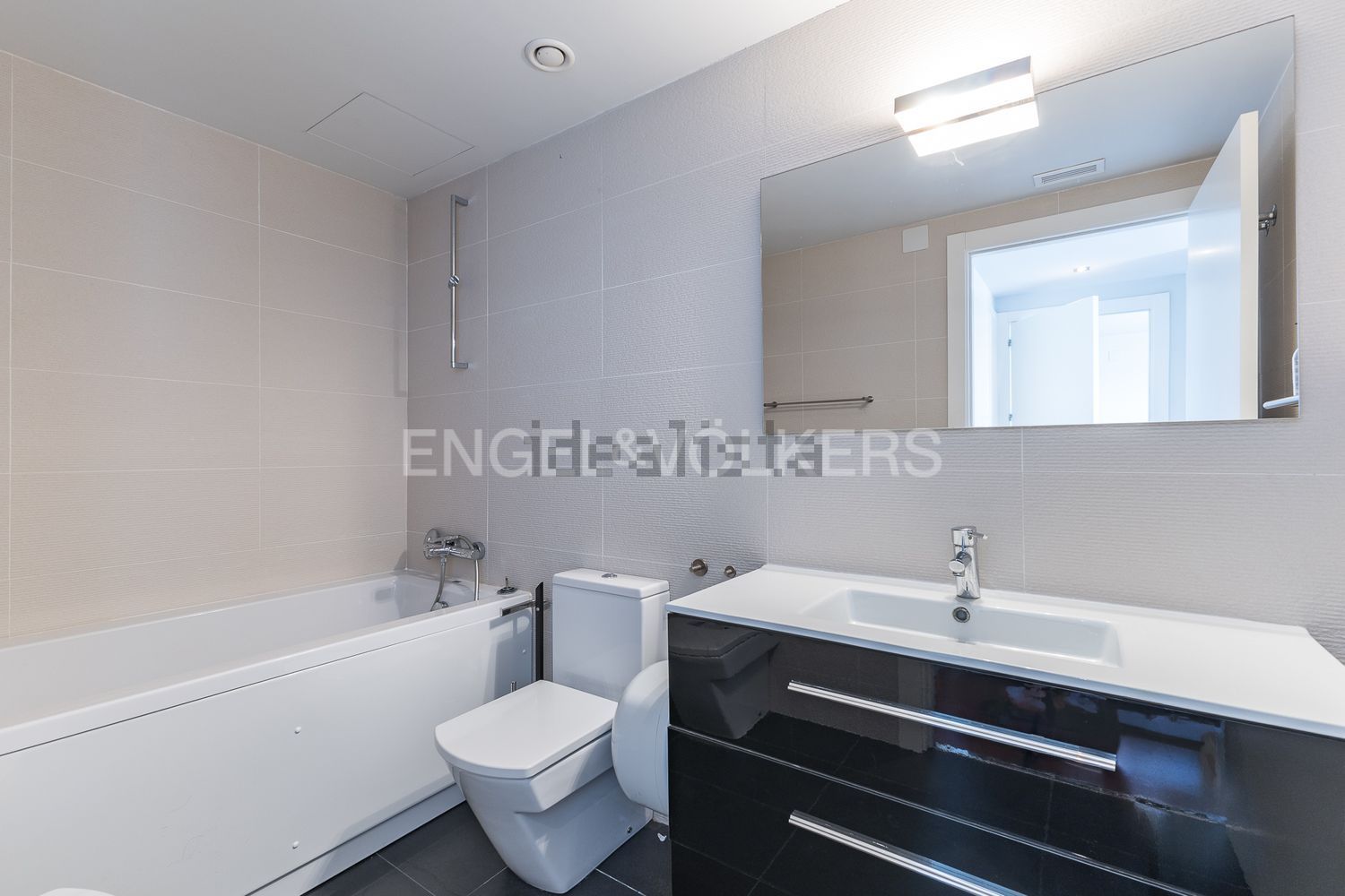 Piso en venta en San Sebastian-Aiguadolç — Casa banho