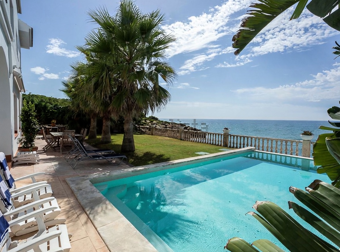 Chalet avec accès direct à la plage à Vilanova i la Geltrú — Vue mer