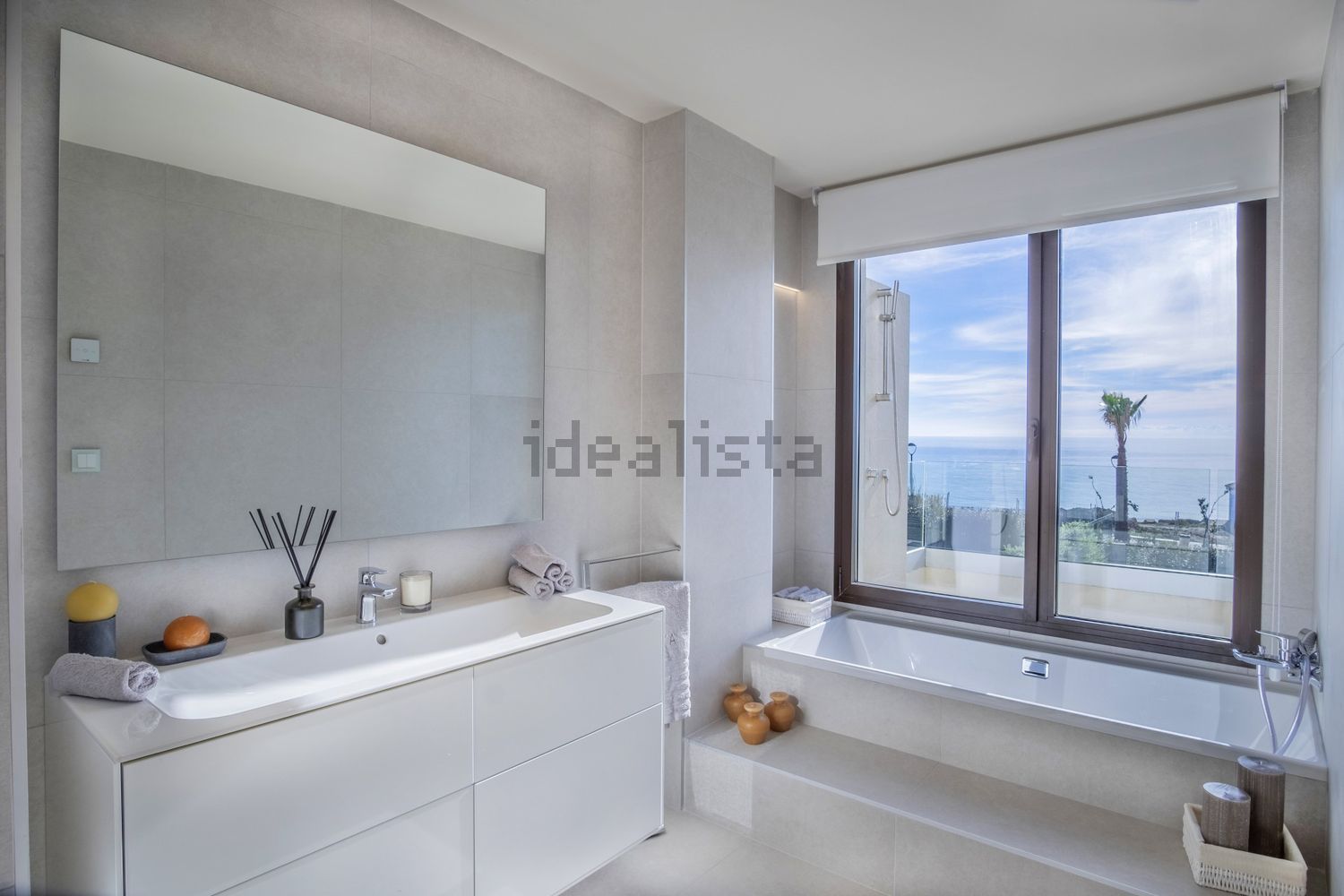Шале с прямой выход на пляж в Estepona — Ванная
