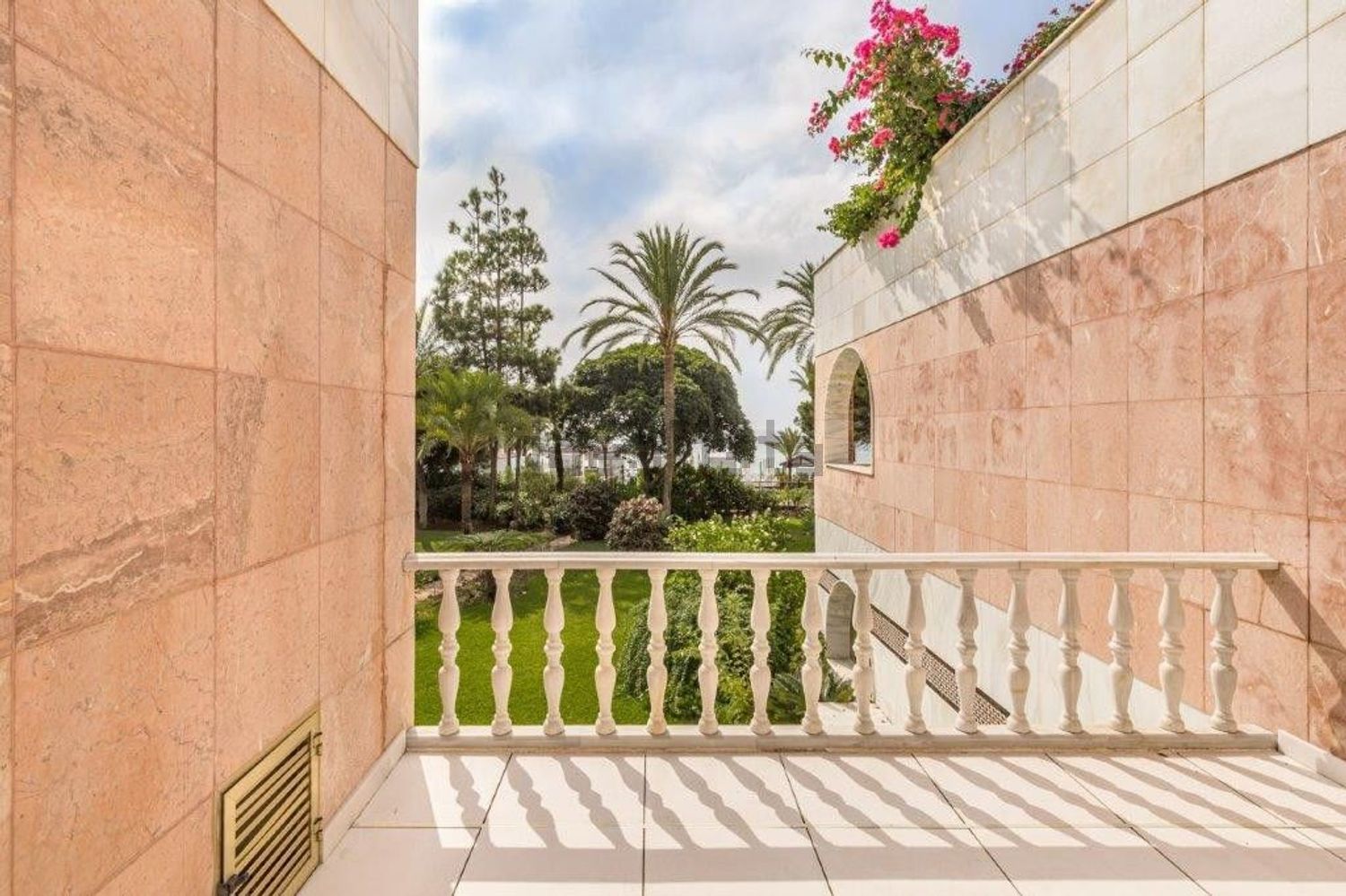 Duplex em primeira linha de praia em Marbella — Terraço mar