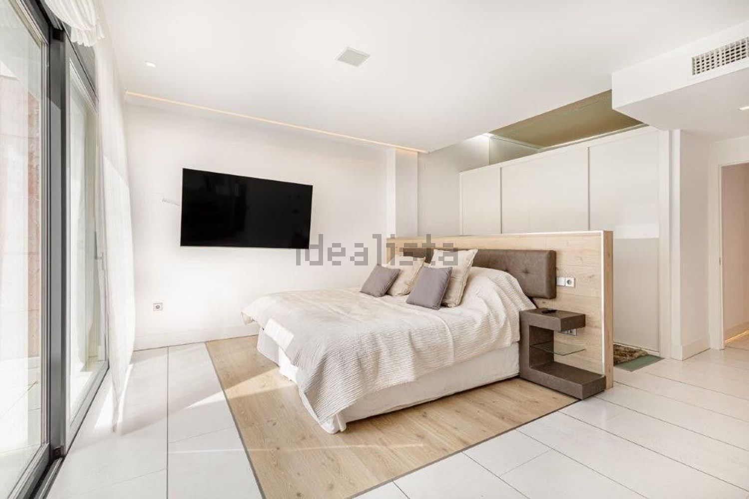 Duplex em primeira linha de praia em Marbella — Quarto
