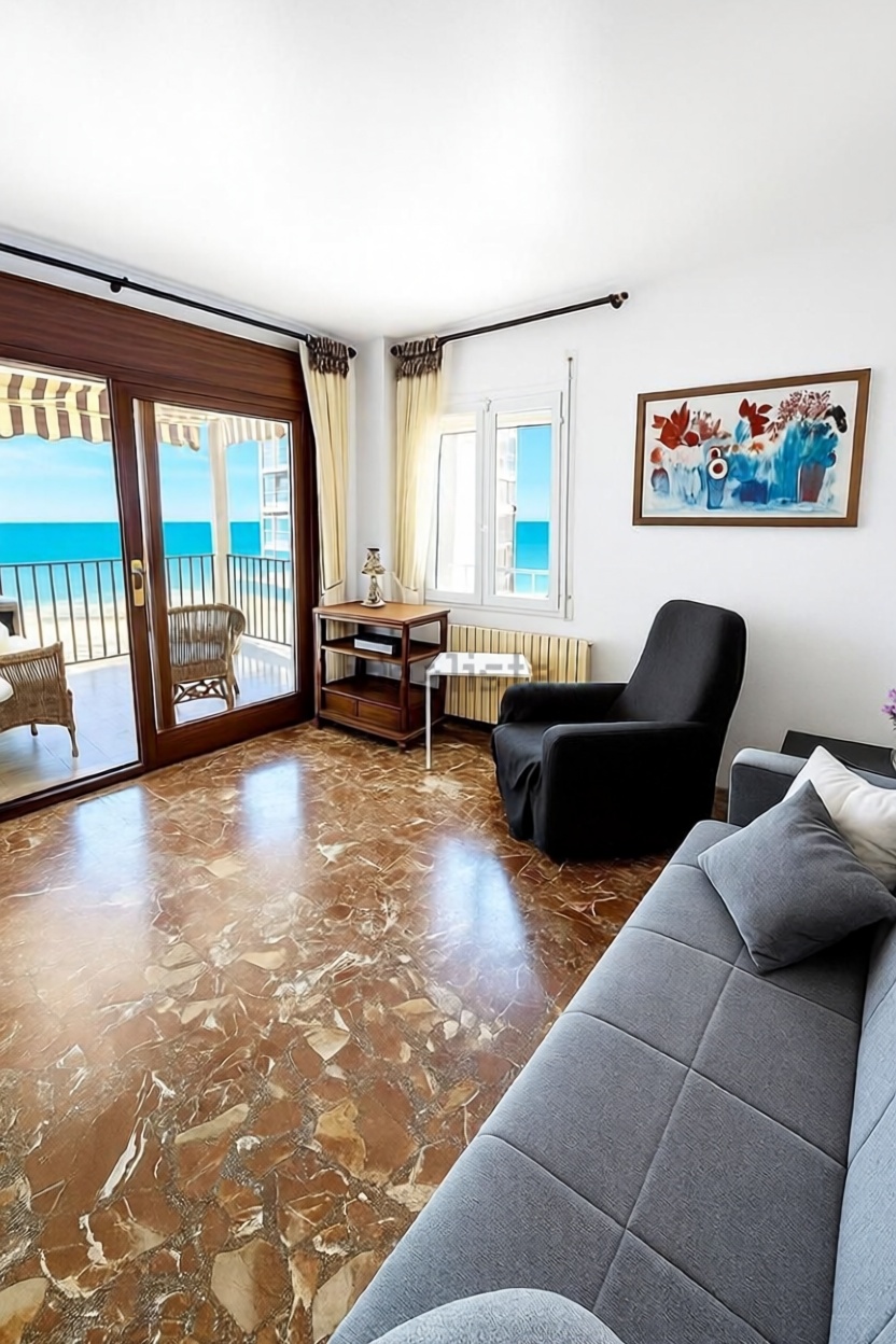 Piso en venta en Segur Platja — Wohnzimmer