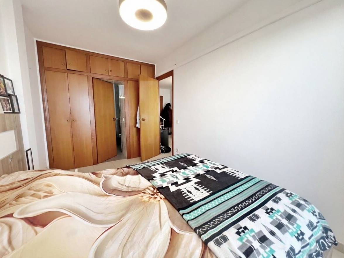 Piso en venta en Paseo Marítim de Sant Joan de Déu, 219 — Chambre