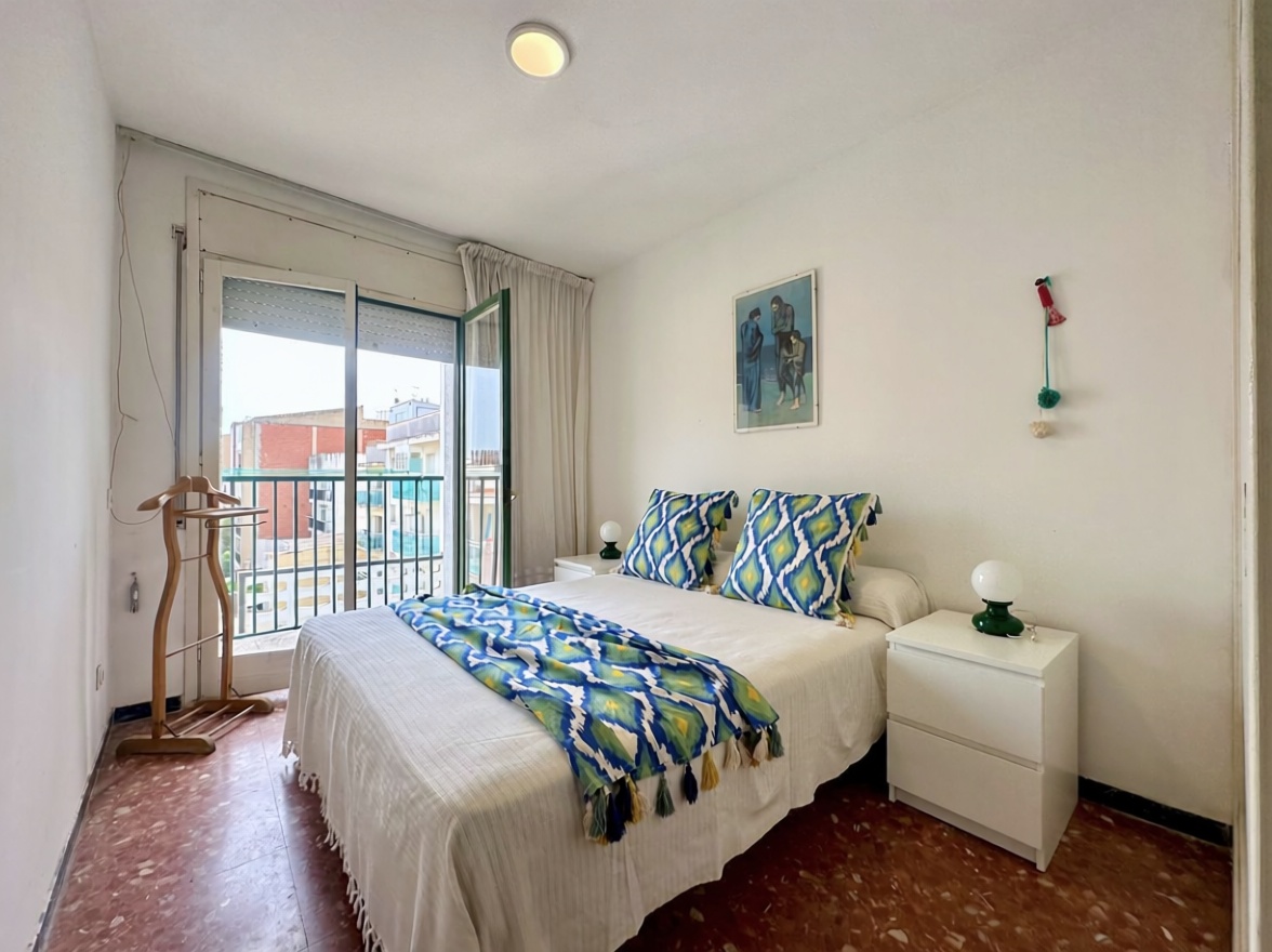 Apartamento em primeira linha de praia em Calafell — Quarto