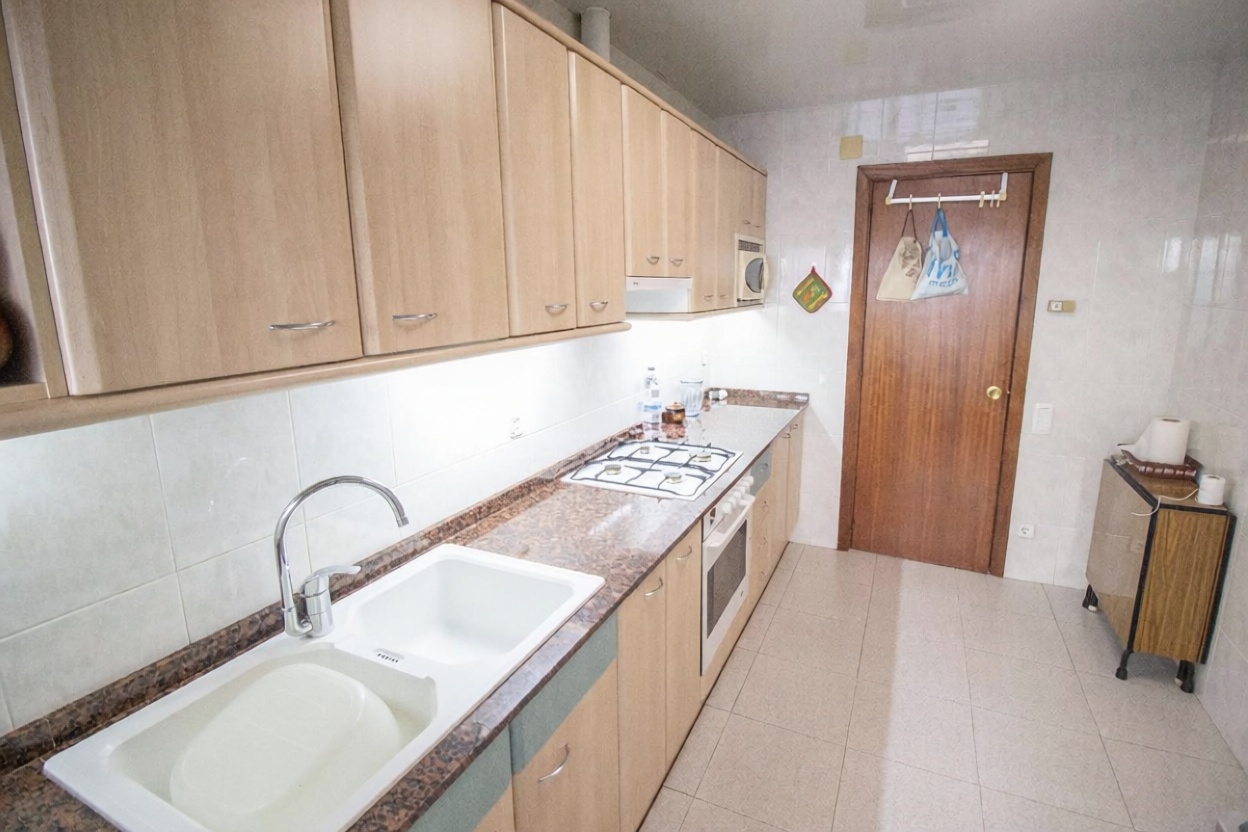 Piso en venta en Coma-Ruga — Kitchen