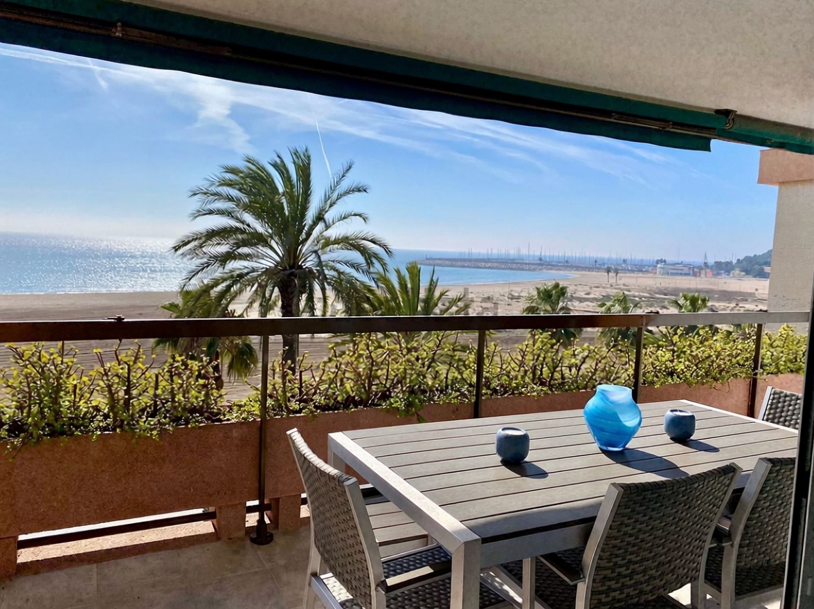 Piso en venta en Calle dels Atinents
