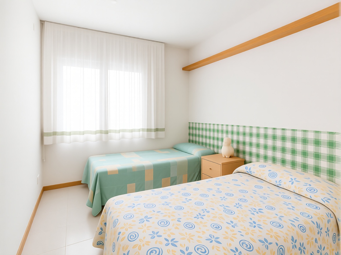 Chalet con acceso directo a playa en Torredembarra — Dormitorio