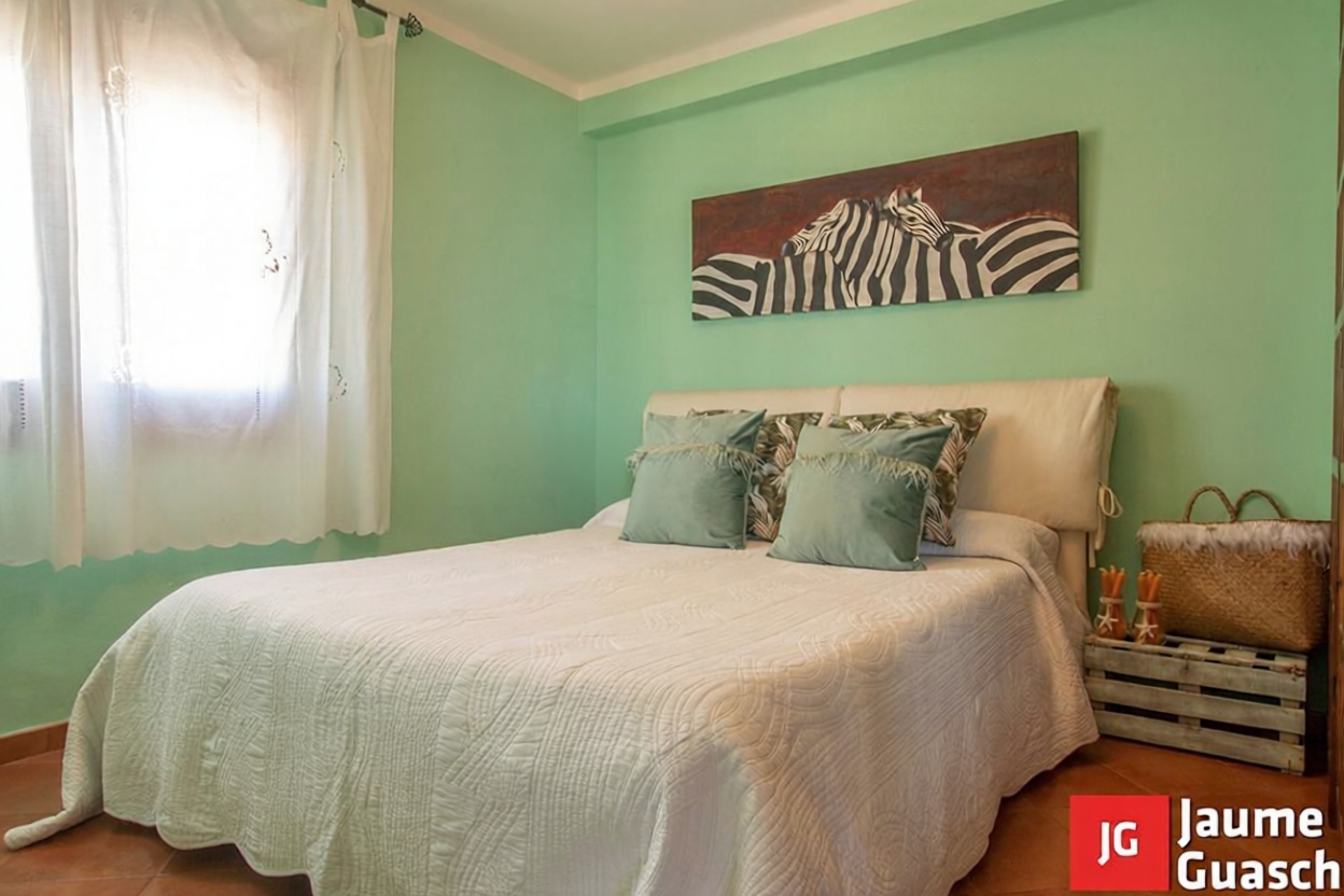 Piso en venta en Paseo de Francesc Macià, 78 — Dormitorio