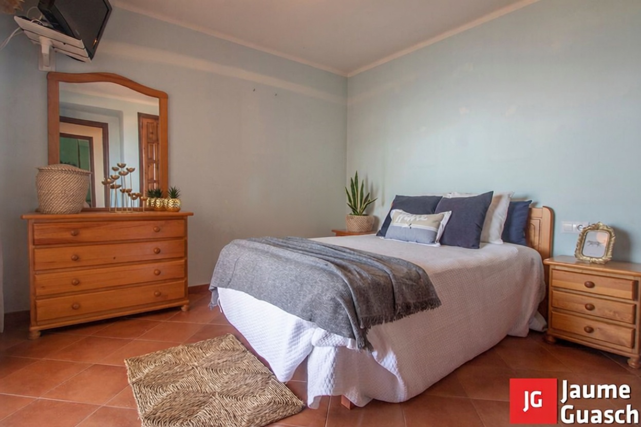 Piso en venta en Paseo de Francesc Macià, 78 — Dormitorio