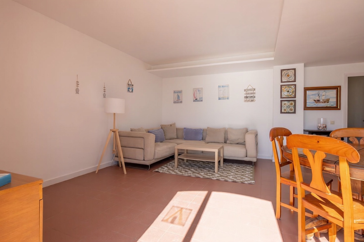 Piso en venta en Calle Botigues de Mar — Salón