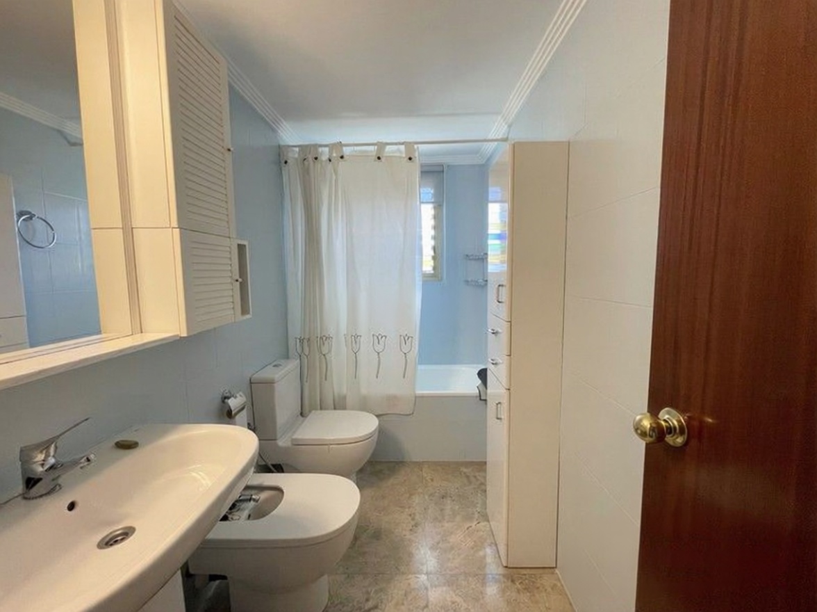 Piso en venta en Vendrell Del, 6 — Dormitorio