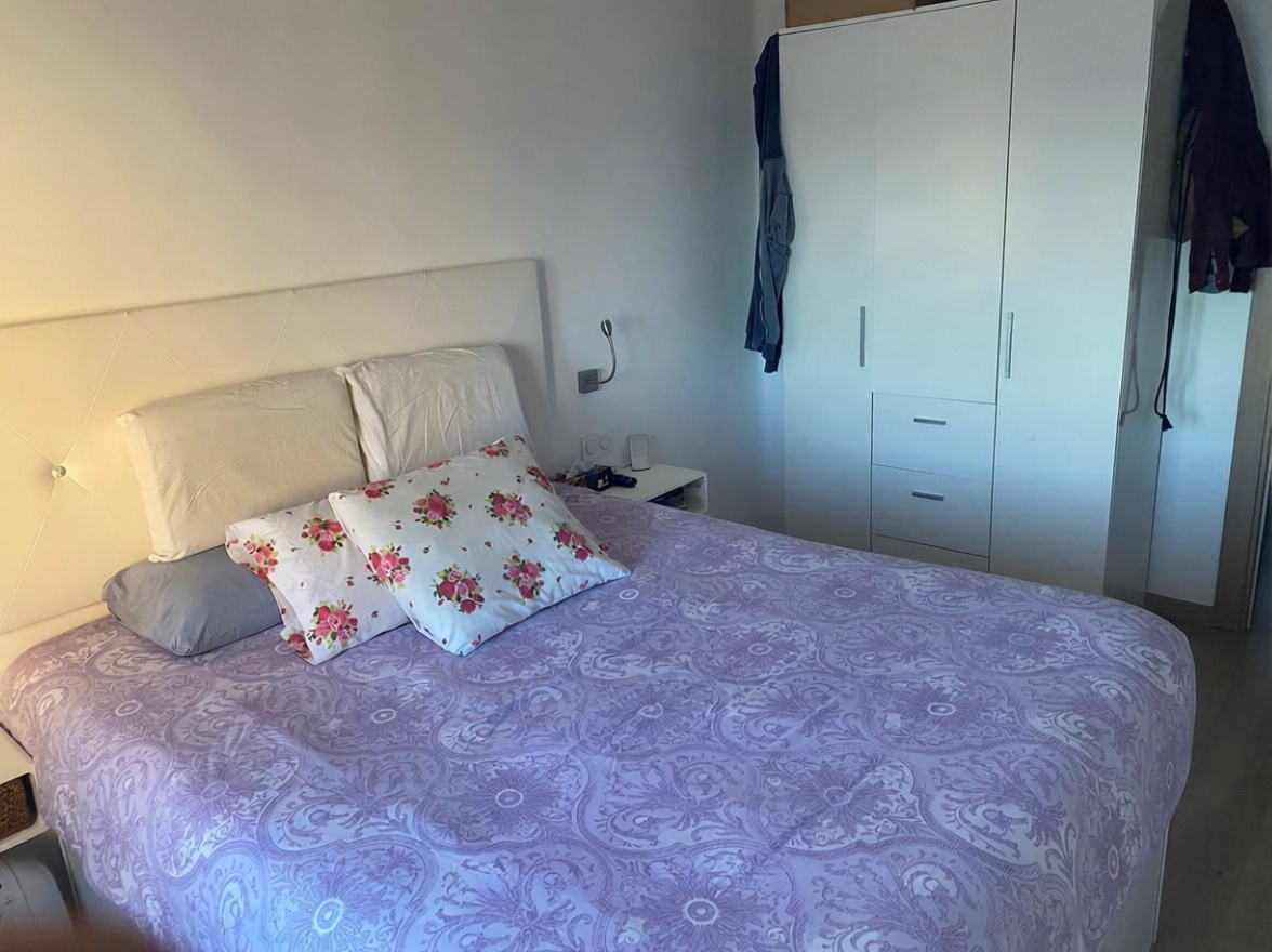 Piso en venta en Paseo de Miramar — Спальня
