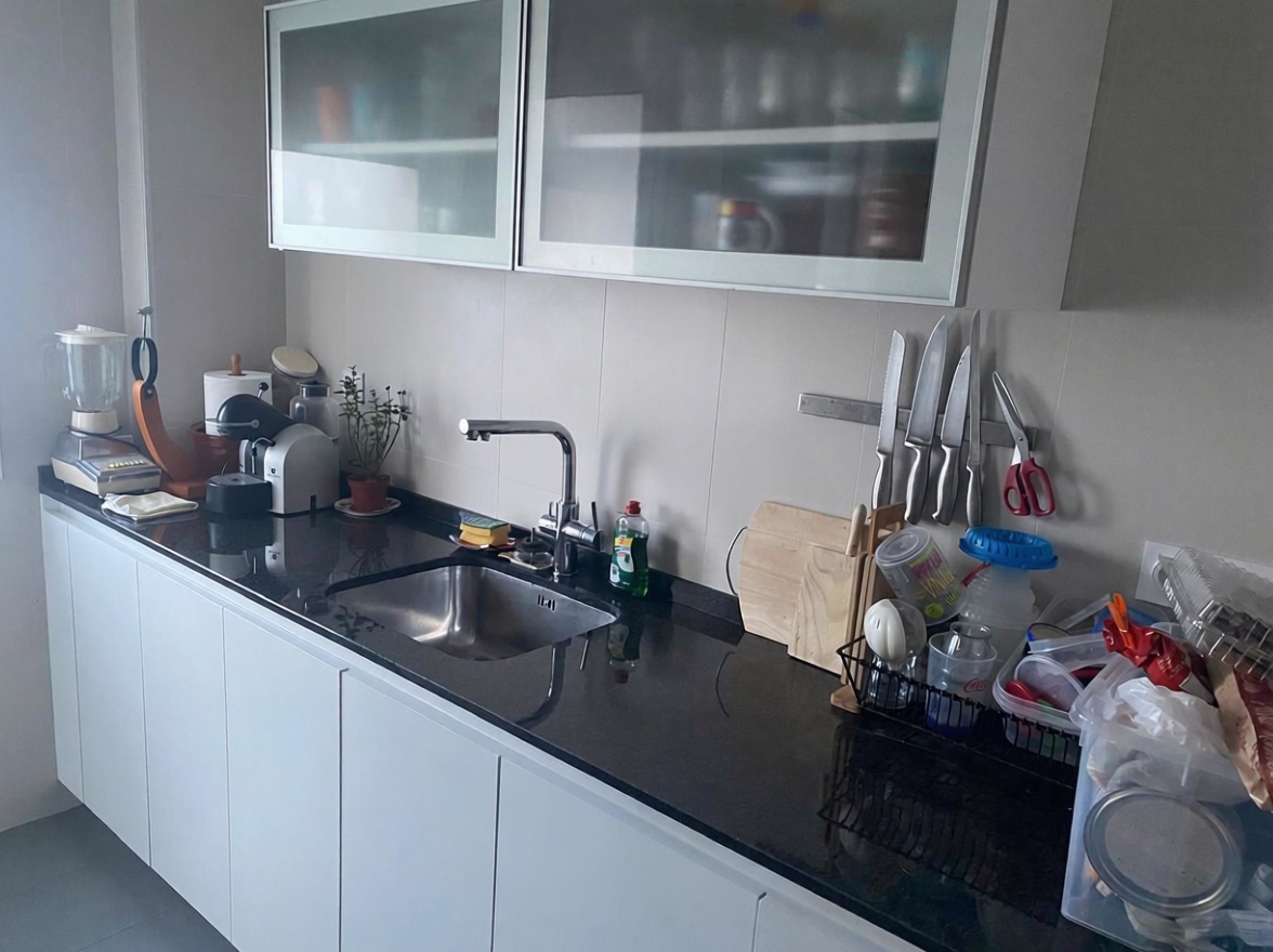 Piso en venta en Paseo de Miramar — Кухня