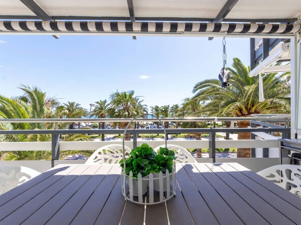 Piso en venta en Paseo de Jaume I, 28