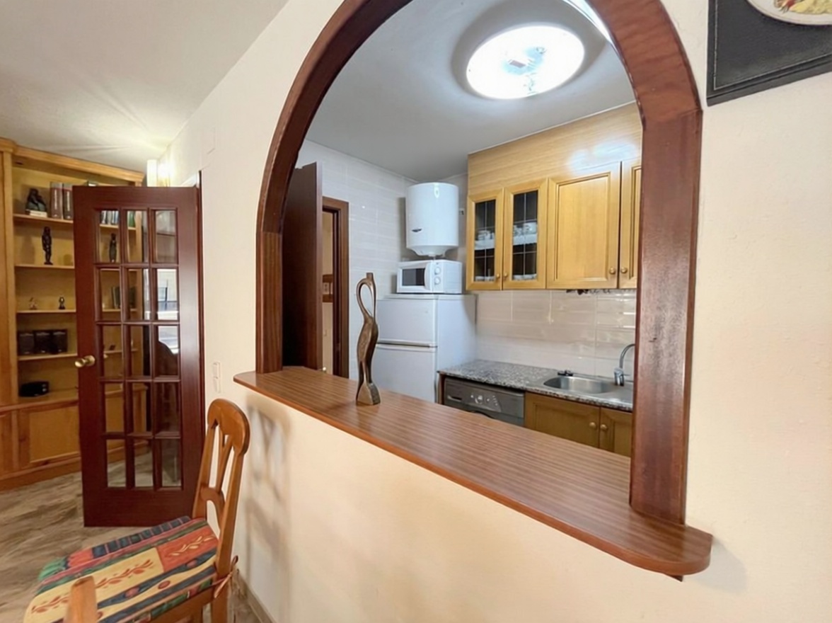 Piso en venta en Calle del Vendrell, 4 — Cocina
